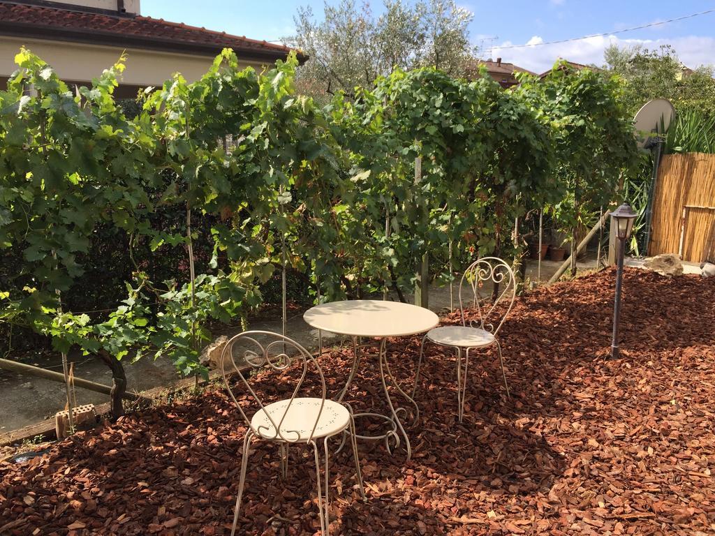 Bed and Breakfast Il Casale Del Giglio Санто-Стефано-ди-Магра Экстерьер фото