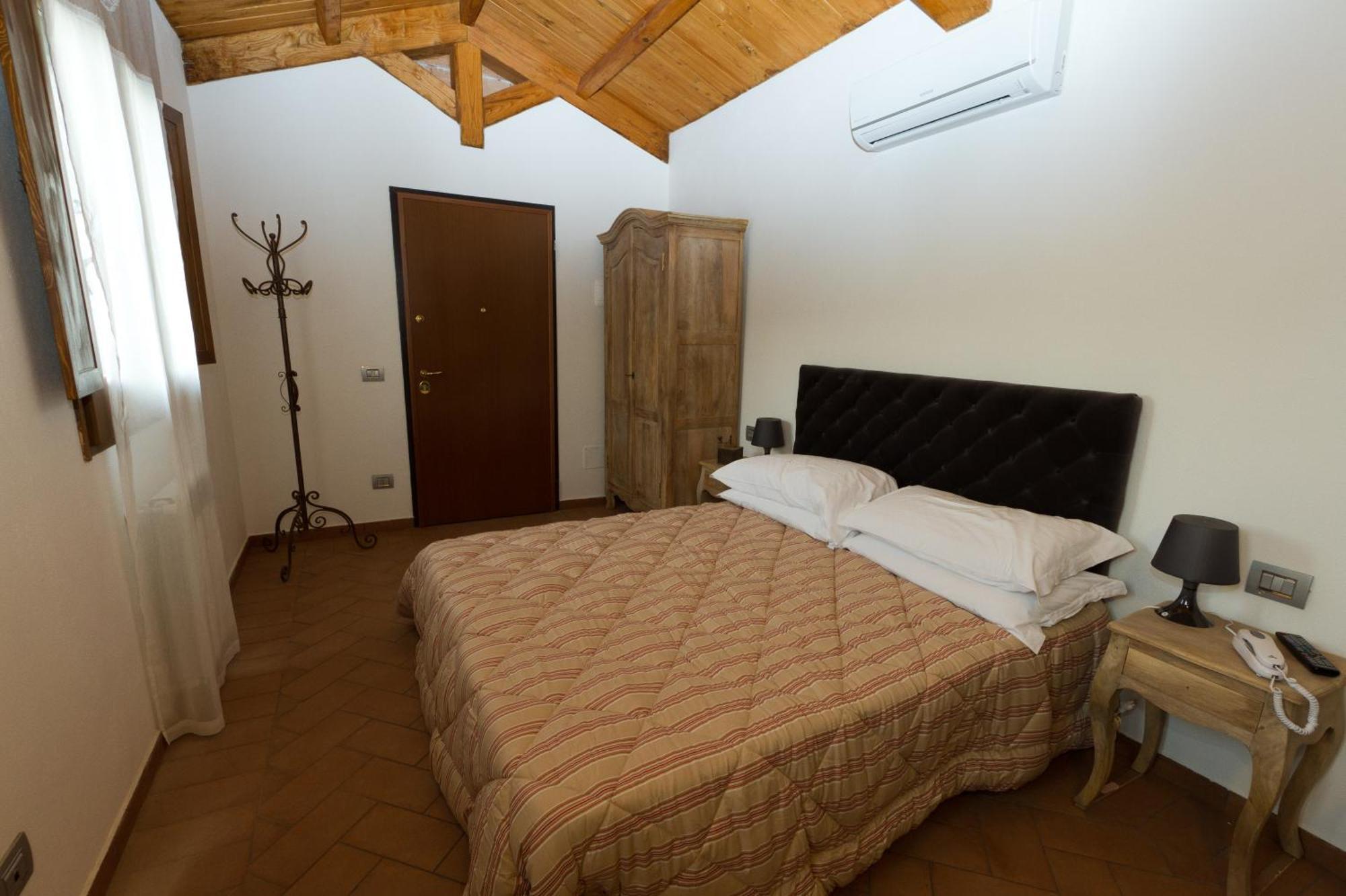 Bed and Breakfast Il Casale Del Giglio Санто-Стефано-ди-Магра Экстерьер фото